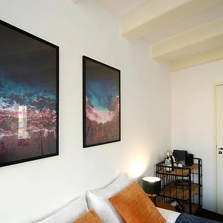 לינה וארוחת בוקר Citysuites Damsquare Area אמסטרדם